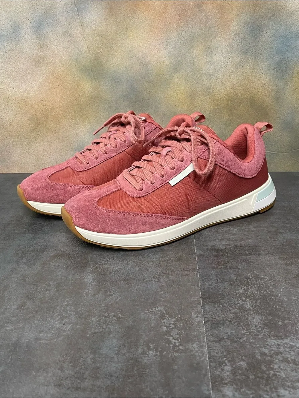 Vionic Breilyn Women's Sneakers Salmon Size 9.5